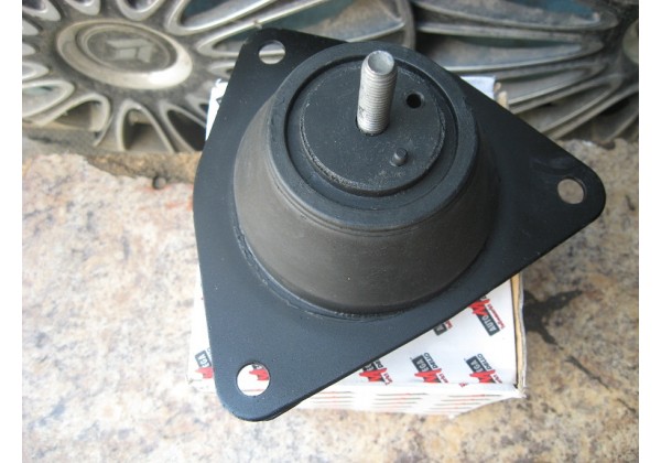 подушка, опора двигуна права Renault Espace III, Laguna, 7700414099